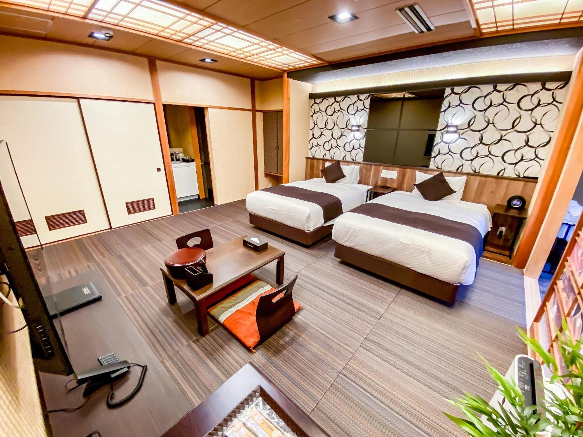 Livemax Okudogo Ryokan Matsuyama (Ehime)