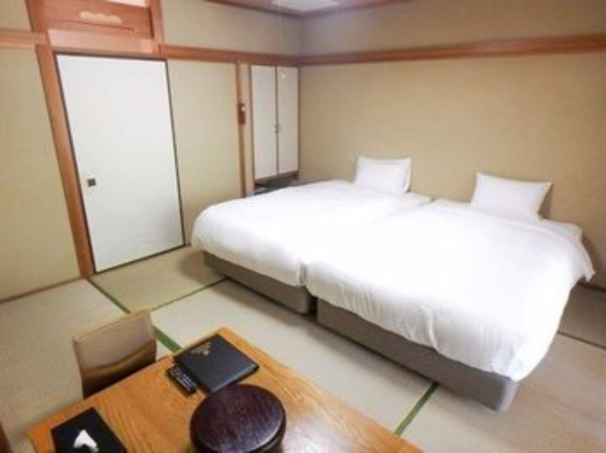 Livemax Okudogo 3*